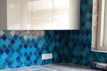 Random Mix Blue Color Large Ogee Shape Blue Pottery Glazed Ceramic Handmade Kitchen Backsplash Tile